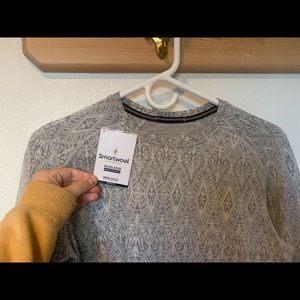 (Never worn!) SmartWool 250 merino base layer top